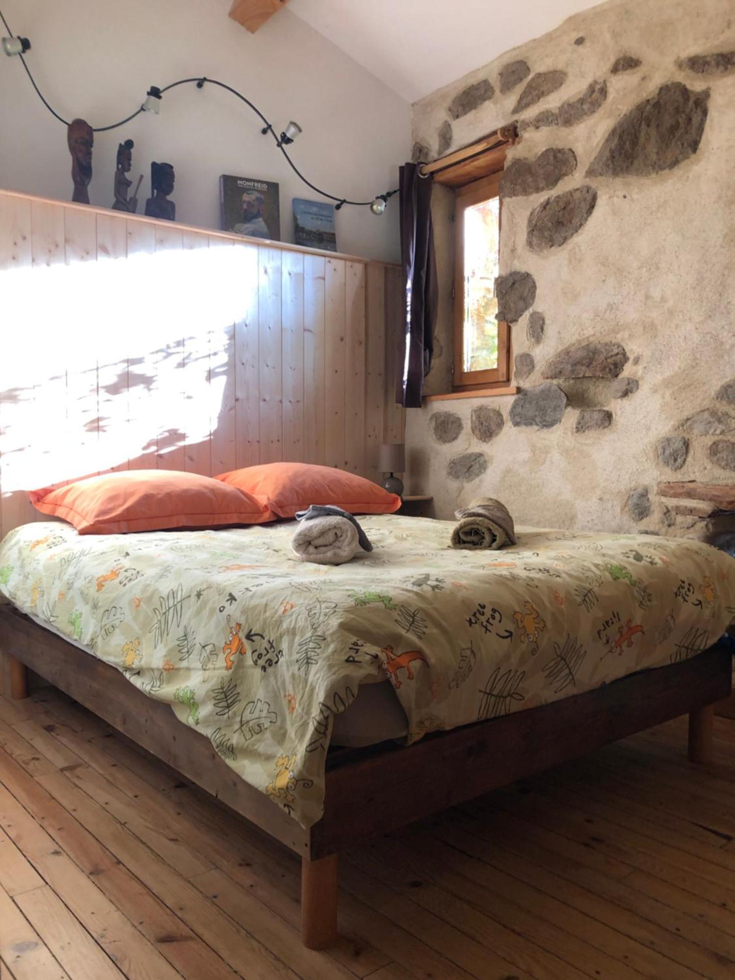 Les Pentes Du Chateau De Retourtour Lamastre Dış mekan fotoğraf