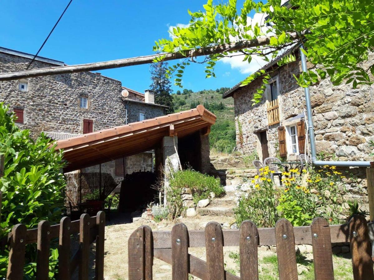 Les Pentes Du Chateau De Retourtour Lamastre Dış mekan fotoğraf